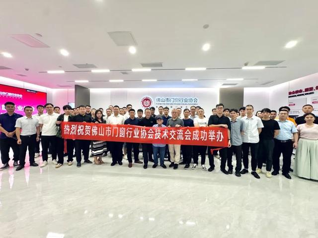 奧門王中王一肖一特一中,揭秘背后的秘密,揭秘澳門王中王背后的秘密,生肖與特碼真相探索