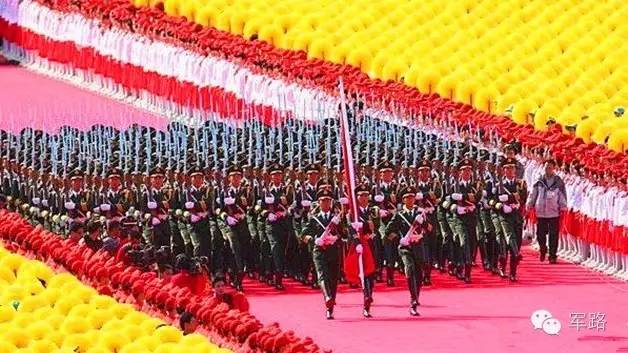 國慶閱兵是每年一次嗎？——深度解析與探討，深度解析與探討，國慶閱兵是否為每年例行活動？