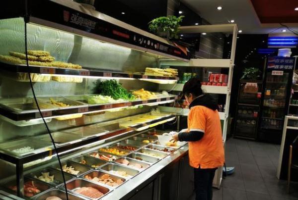 接到了一位身高達2米的客人，服務體驗的優化與挑戰，身高達兩米客人的服務體驗優化與挑戰