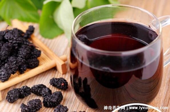 桑葚干泡水喝的禁忌——了解并避免潛在風險，桑葚干泡水喝的禁忌，潛在風險需警惕
