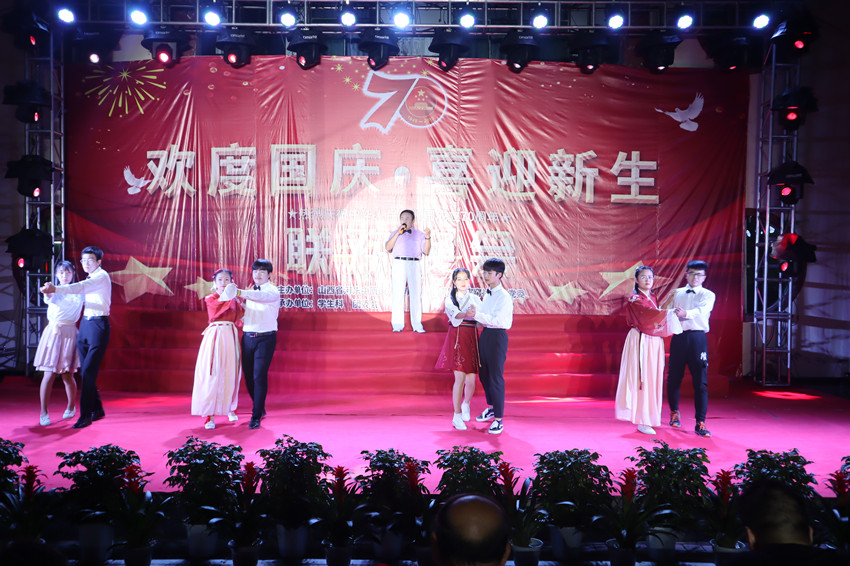 精彩紛呈的盛典,2019國慶盛典完整版回顧,精彩紛呈的盛典,回顧2019國慶盛典全貌