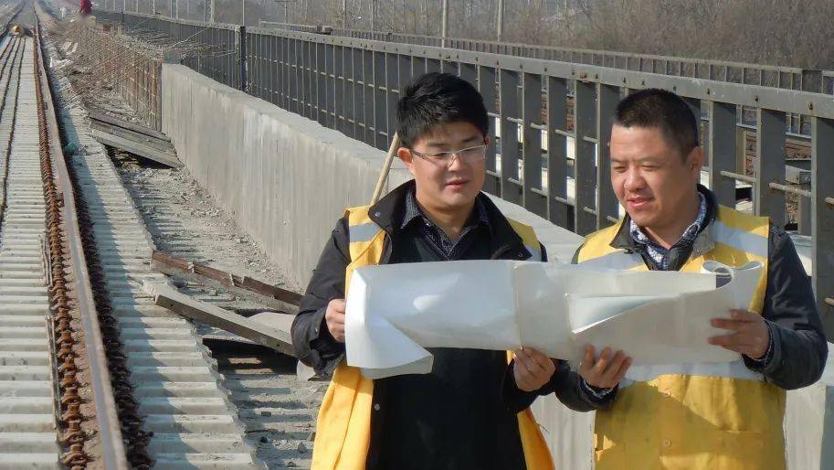 劉伯溫一肖期期淮，傳奇人物與神秘預測的背后故事，劉伯溫一肖期期淮，傳奇人物背后的神秘預測與故事揭秘