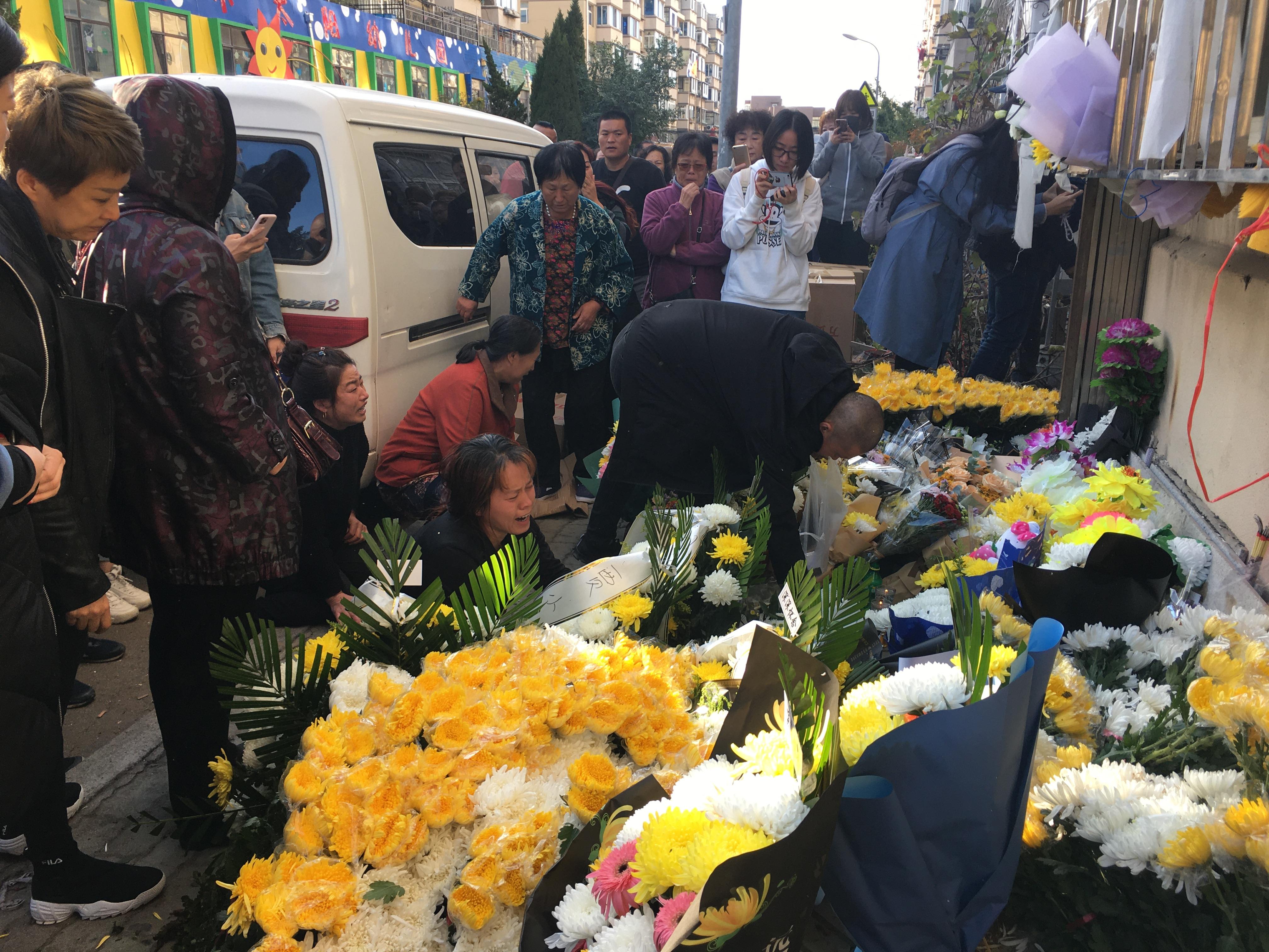 殲-10女飛行員英勇?tīng)奚?，永恒致敬她的遺志，殲-10女飛行員英勇?tīng)奚?，永恒致敬，傳承英雄遺志