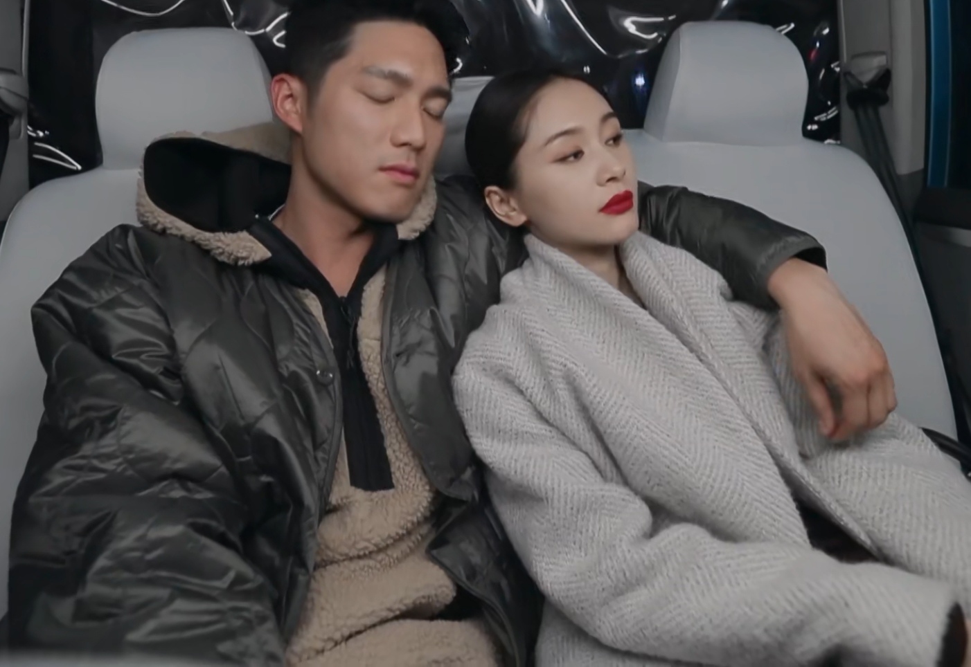 王子文和吳永恩的年齡差異,一段跨越歲月的緣分揭秘,王子文與吳永恩,年齡差異背后的緣分揭秘