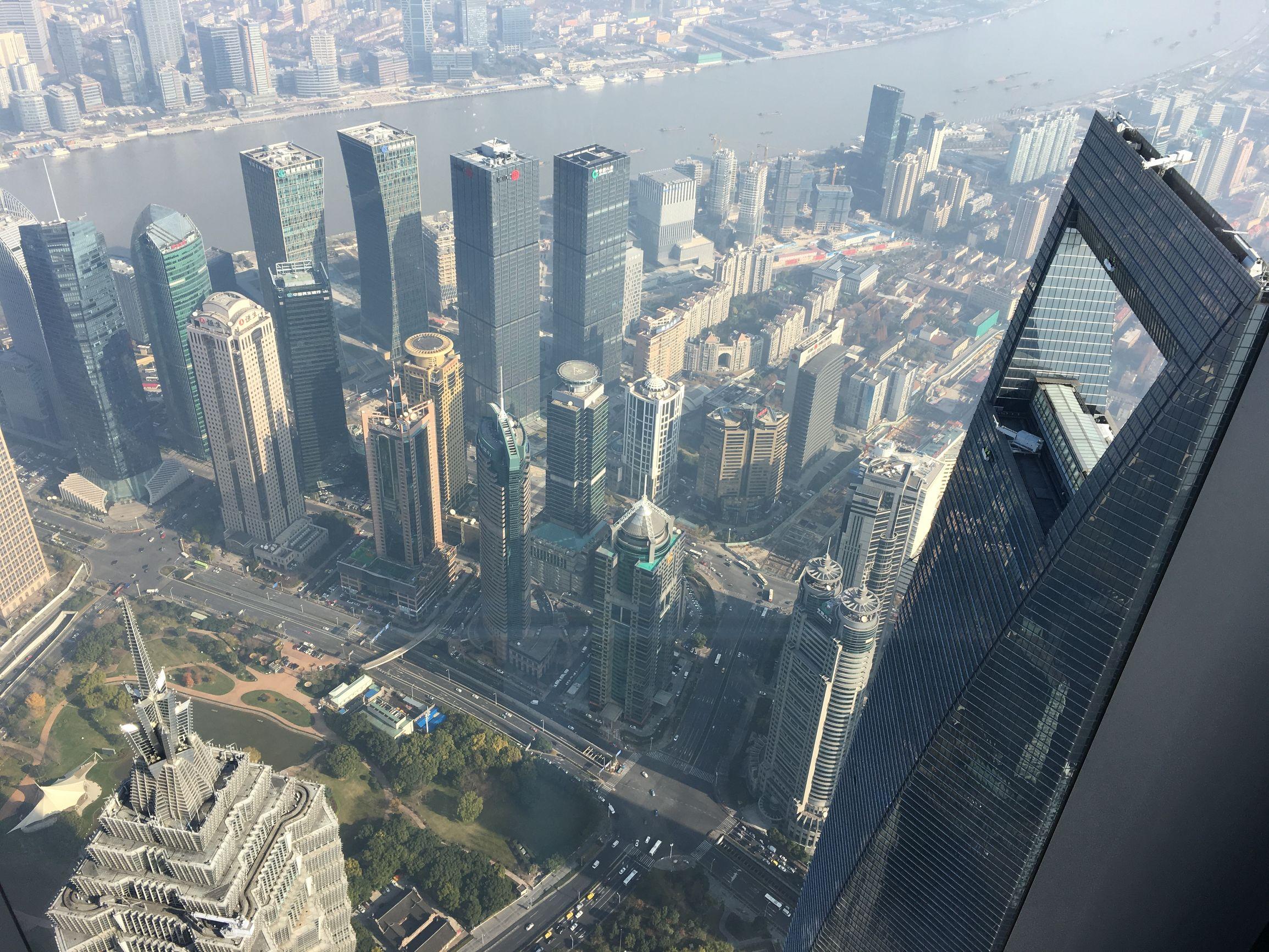 上海金茂大廈實拍圖片,俯瞰繁華都市的壯麗地標,上海金茂大廈俯瞰全景,都市壯麗地標實拍圖片