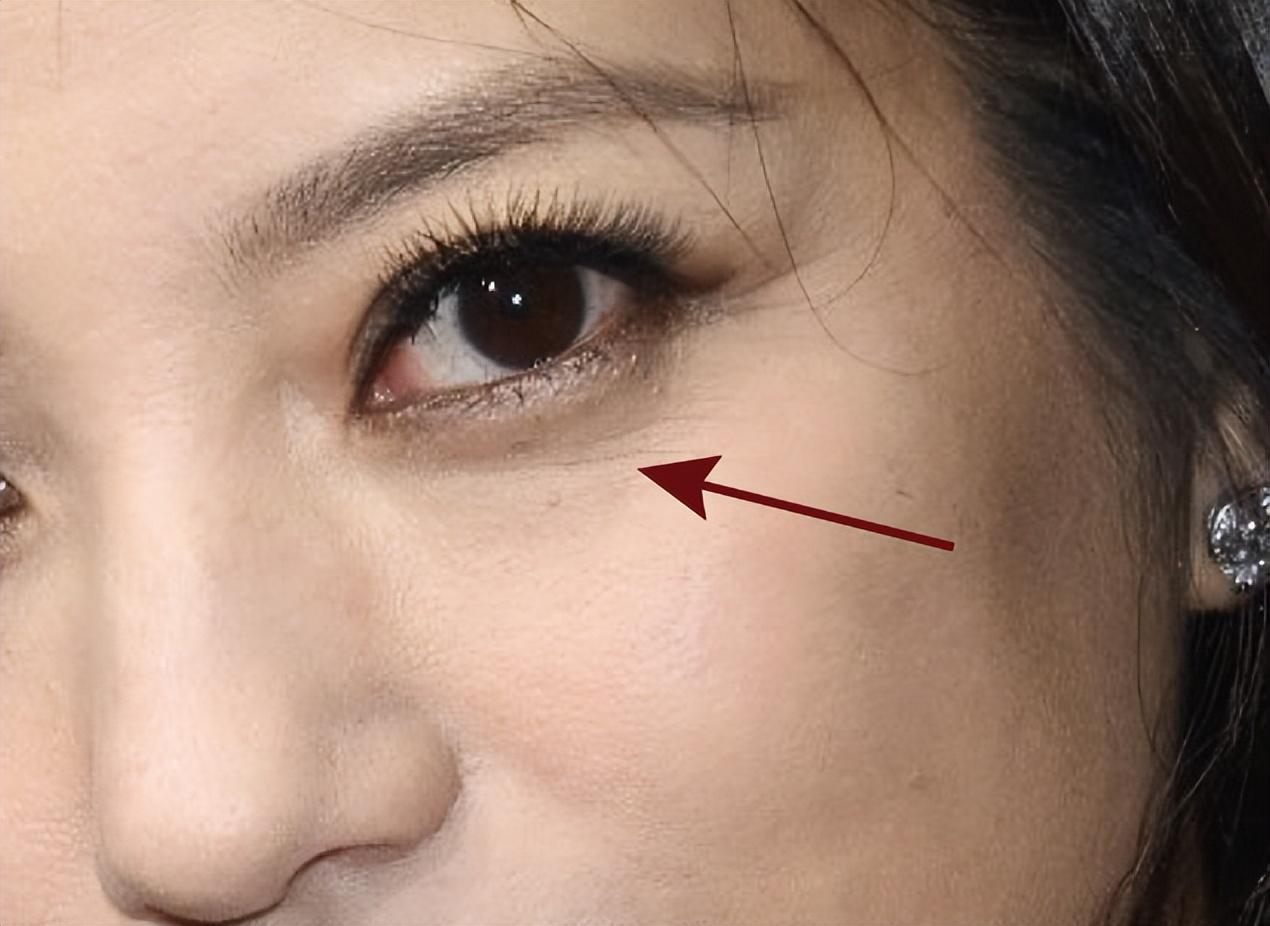 堅持每天一張面膜,一個月后的驚人變化,堅持每日面膜,一月后的肌膚驚人轉(zhuǎn)變