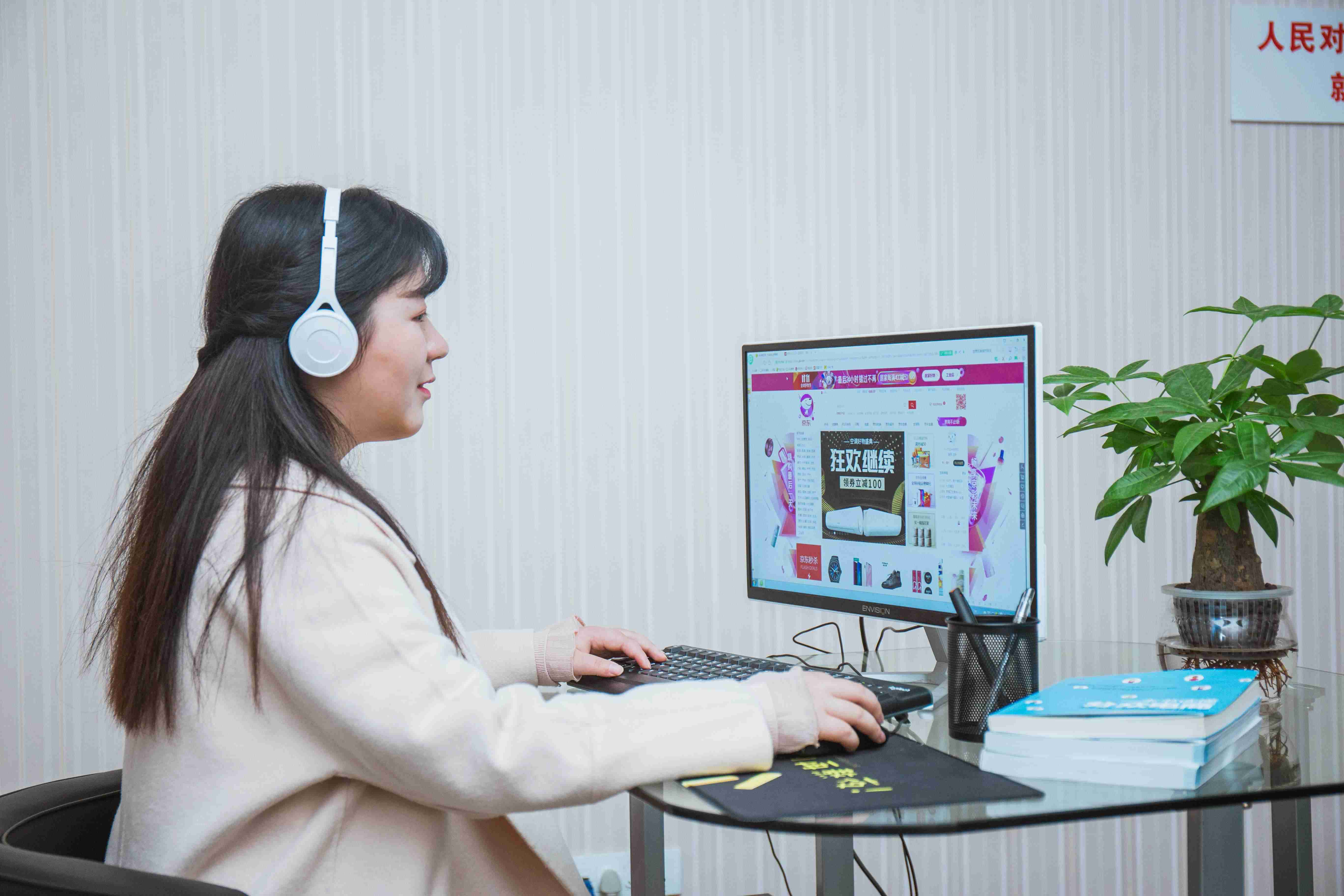 揭秘劉伯溫預(yù)測(cè)智慧,揭秘生肖運(yùn)勢(shì),4肖選一肖三中三,揭秘劉伯溫預(yù)測(cè)智慧與生肖運(yùn)勢(shì),精準(zhǔn)選生肖,三中三之選!