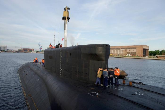 北風(fēng)之神級(jí)核潛艇,深海中的力量象征,北風(fēng)之神級(jí)核潛艇,深海力量的象征