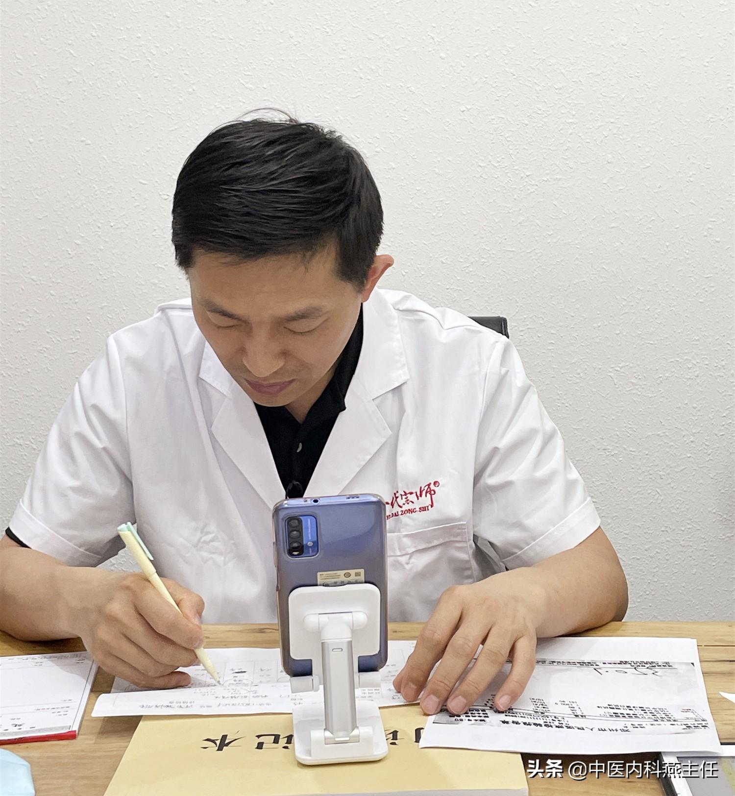 女性甲狀腺結節的癥狀及其影響,女性甲狀腺結節的癥狀與影響解析