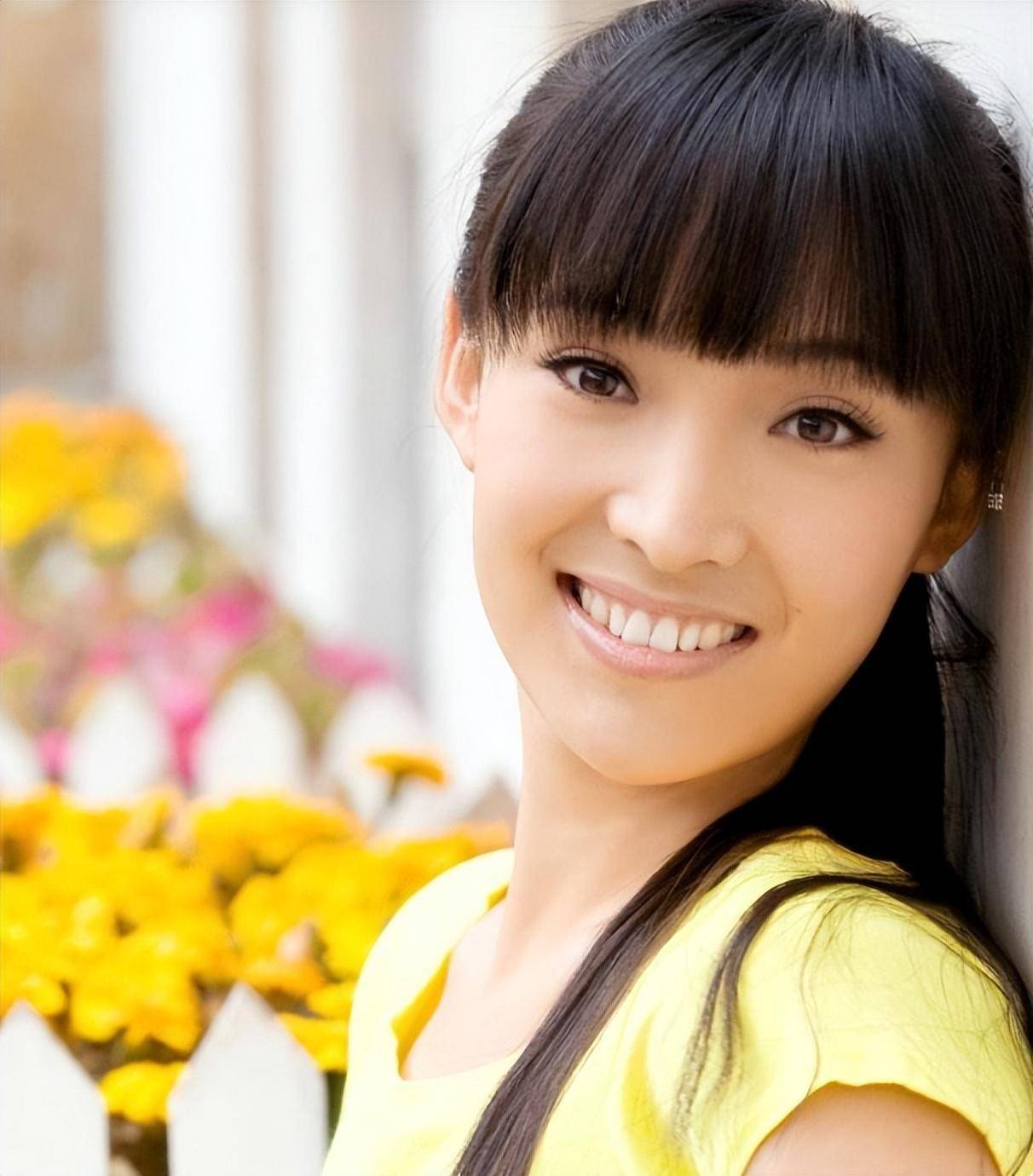 白靜個(gè)人資料簡(jiǎn)介及其丈夫,白靜個(gè)人資料簡(jiǎn)介與丈夫一覽