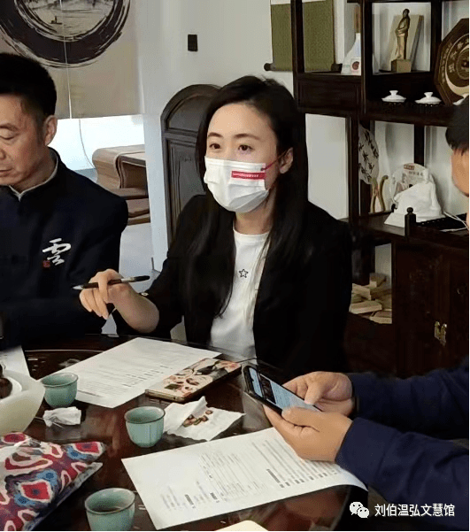 揭秘劉伯溫選一肖期期準(zhǔn)富婆背后的秘密,劉伯溫背后的秘密,富婆追捧背后的真相揭秘