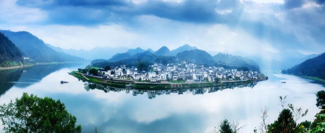 安徽黃山風景區旅游攻略,探索自然之美,體驗壯麗景色,安徽黃山風景區旅游攻略,自然之美的壯麗景色探索之旅