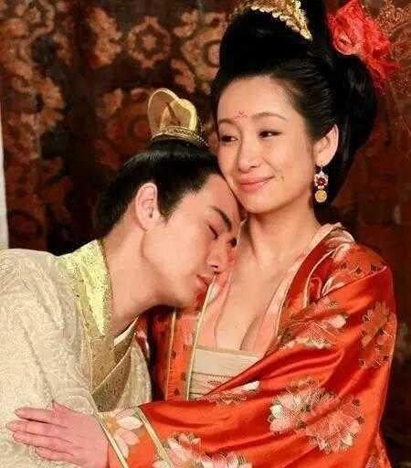 蘇35與殲16參數(shù)對(duì)比,蘇35與殲16參數(shù)深度對(duì)比