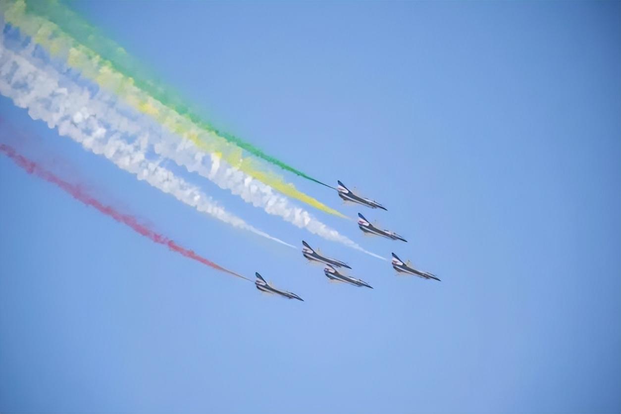 中國戰(zhàn)斗機(jī)殲-35,性能卓越的前沿戰(zhàn)斗力量,中國殲-35戰(zhàn)斗機(jī),卓越性能的前沿戰(zhàn)斗力量