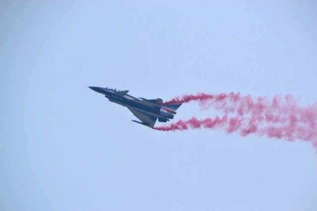 殲-10與F-16在巴基斯坦,技術(shù)比拼下的空戰(zhàn)實(shí)力對比,巴基斯坦空戰(zhàn)實(shí)力比拼,殲-10與F-16技術(shù)對決