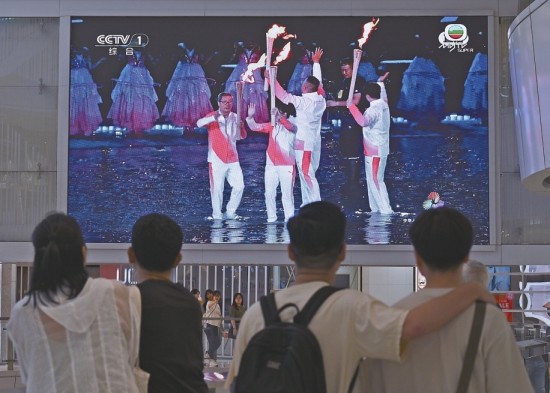 澳門直播，見證未來的2025年開獎時刻，澳門直播，見證未來2025年開獎盛典