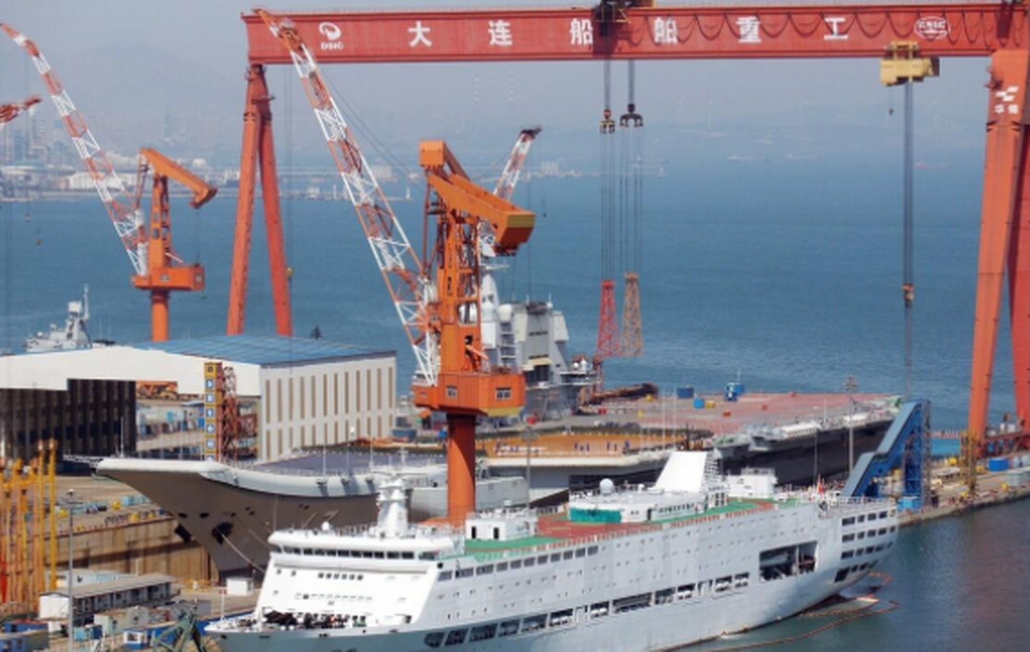 大連造船廠搬遷揭秘，新址究竟在哪里？，大連造船廠搬遷幕后揭秘，新址揭曉！