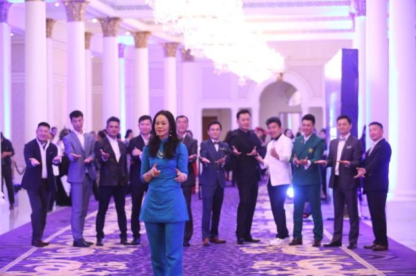 六肖期期中特一王中王,揭秘生肖運勢與成功秘訣,揭秘生肖運勢與成功秘訣,六肖期期中特一王中王的秘密探尋