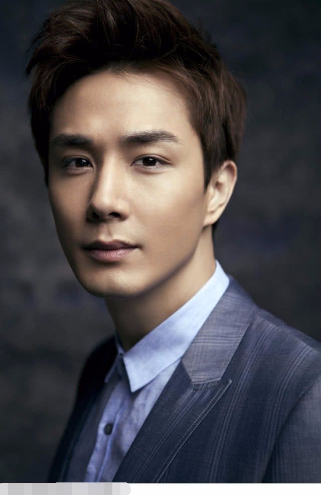 李承鉉前女友,揭秘過往情感糾葛與現今生活軌跡,揭秘李承鉉前女友的情感糾葛與現今生活軌跡